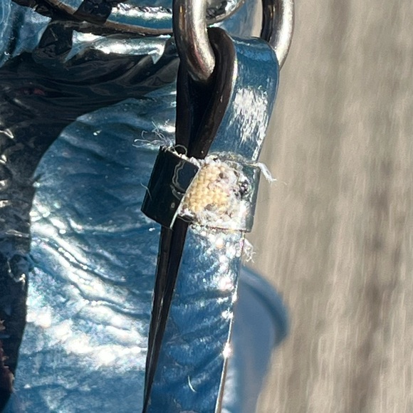 Coach; Navy Blue Patent Leather; Medium; Push Lock; Poppy Satchel; Minor Wear - Picture 14 of 16